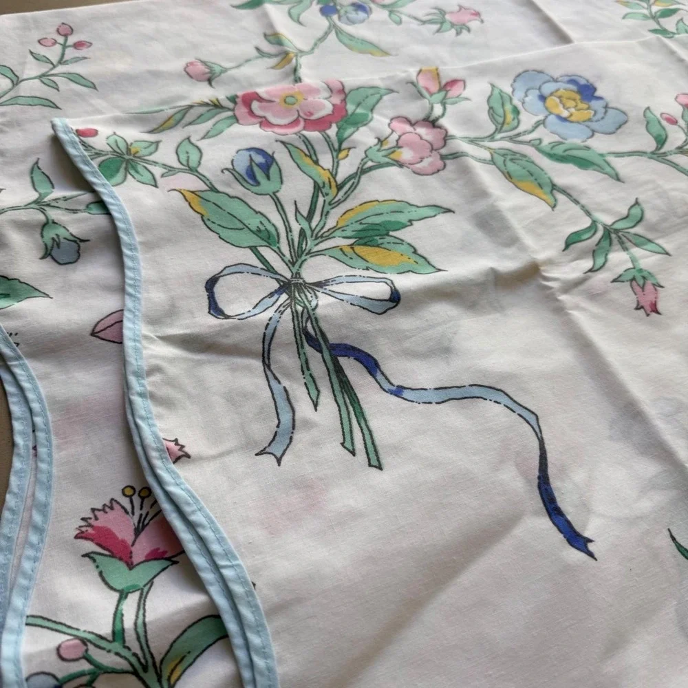 Vintage Floral Pillowcase Pair Standard White‎ Pink Blue Scalloped Cottagecore